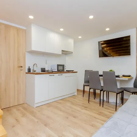 Sz33 Sweety B Szondi شقة